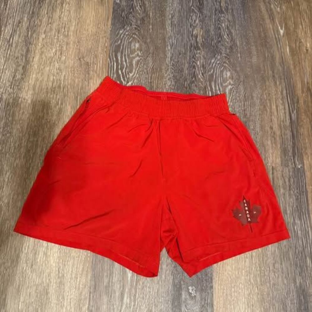 Lululemon Team Canada 2024 Shorts small